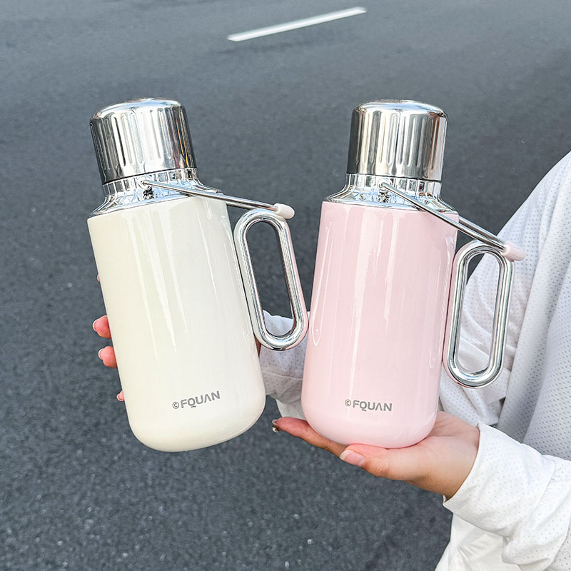 1個入りステンレス製保温保冷水筒、1000ML大容量携帯用魔 - Sports Water Bottle Insulated のレビューと価格
